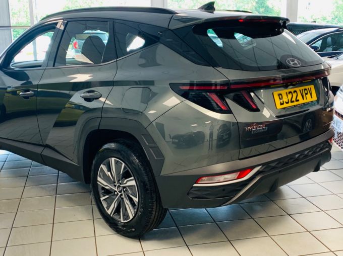 HYUNDAI TUCSON T-GDI SE CONNECT - 5720 - 9