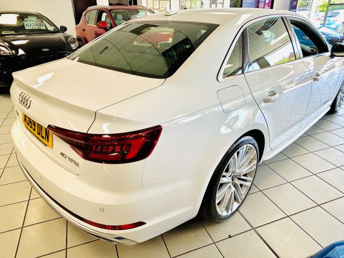 AUDI A4 TFSI S LINE MHEV - 5674 - 6