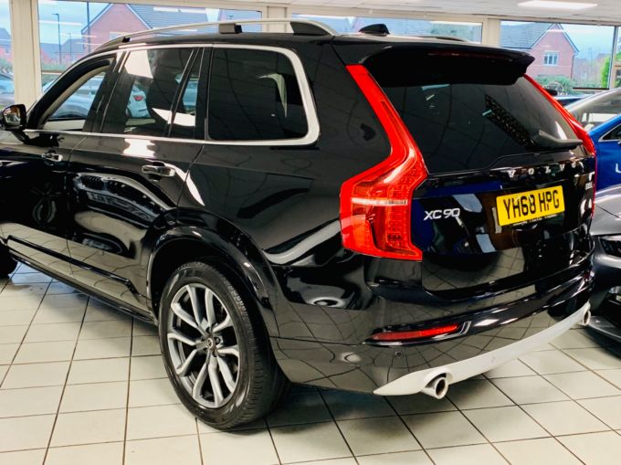 VOLVO XC90 D5 POWERPULSE MOMENTUM PRO AWD - 5896 - 4