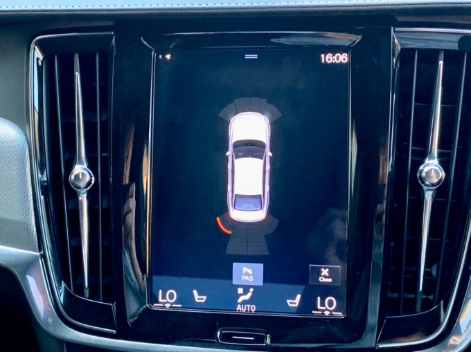 VOLVO S90 D4 R-DESIGN - 5680 - 18
