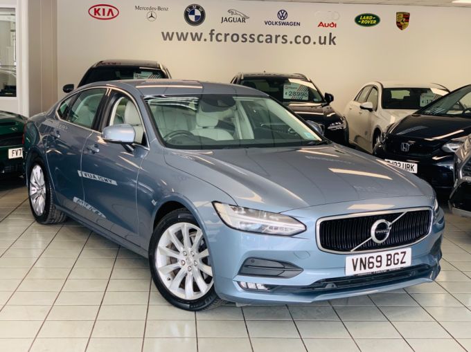 VOLVO S90 D4 MOMENTUM PLUS - 5767 - 1