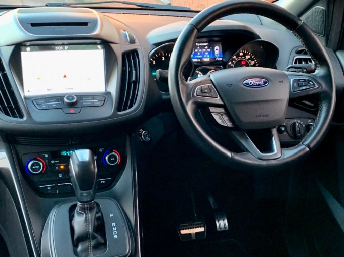 FORD KUGA ST-LINE TDCI AWD - 5937 - 12