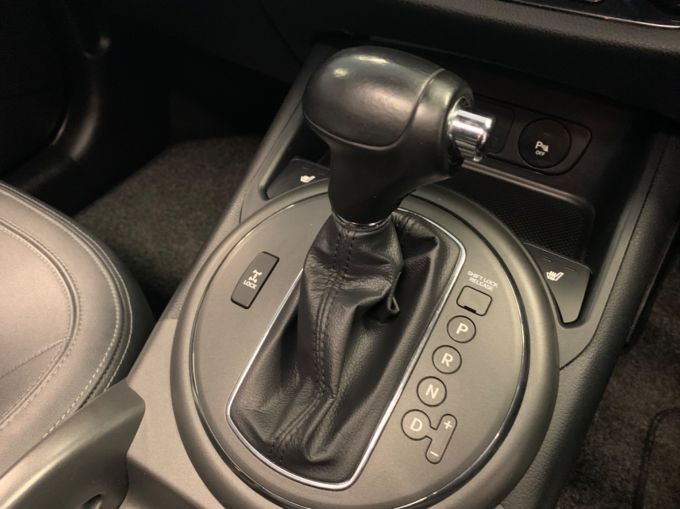KIA SPORTAGE CRDI KX-3 SAT NAV - 5168 - 17