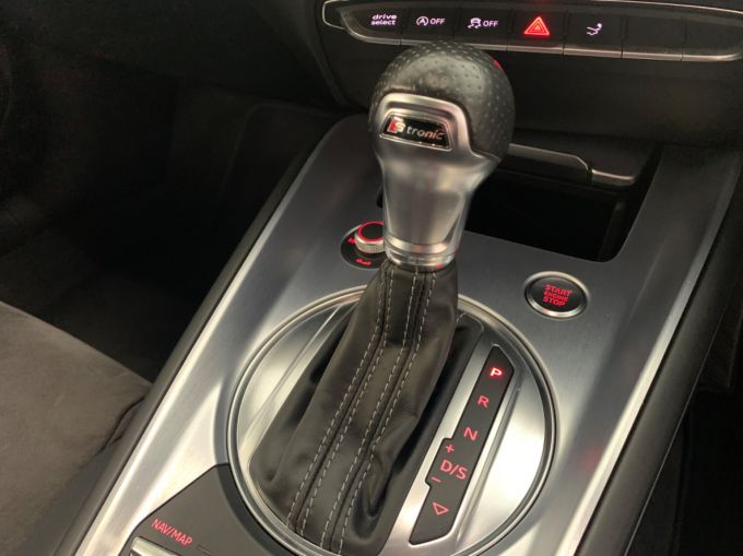 AUDI TT TFSI BLACK EDITION - 5709 - 17