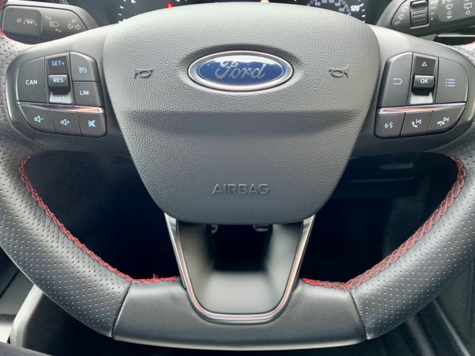 FORD FOCUS ST-LINE TDCI - 5891 - 15