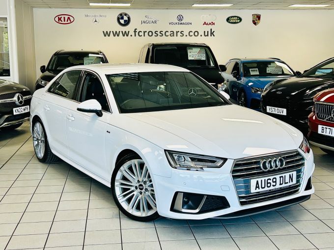 AUDI A4 TFSI S LINE MHEV - 5674 - 1