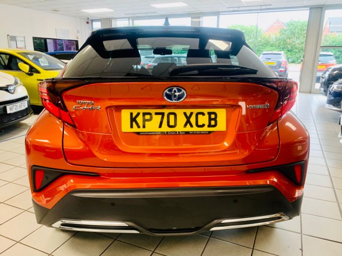 TOYOTA CHR ORANGE EDITION - 5716 - 8