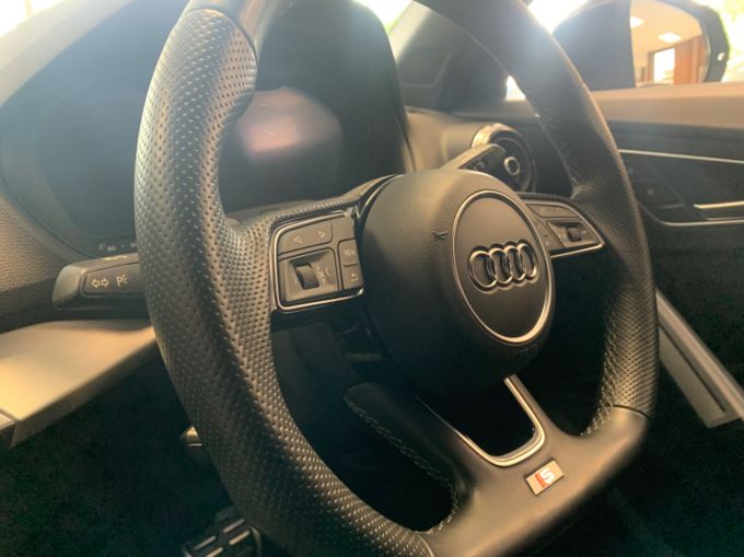 AUDI Q2 TFSI S LINE BLACK EDITION - 5773 - 14