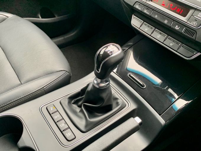 KIA SORENTO CRDI KX-2 ISG AWD - 5960 - 22