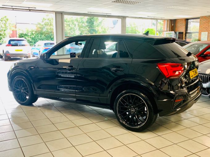 AUDI Q2 TFSI S LINE BLACK EDITION - 5773 - 9
