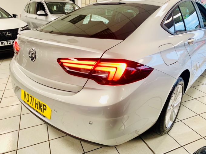 VAUXHALL INSIGNIA GRAND SPORT SE NAV - 5912 - 6