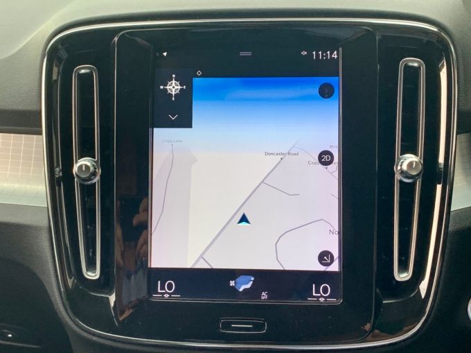 VOLVO XC40 D3 MOMENTUM - 5775 - 2