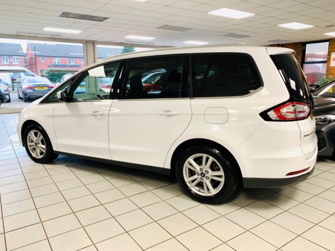 FORD GALAXY TITANIUM ECOBLUE - 5897 - 9