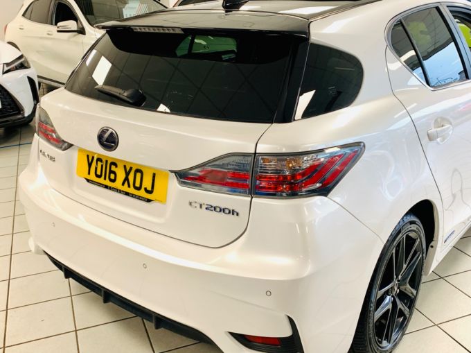 LEXUS CT 200H SPORT - 5973 - 8