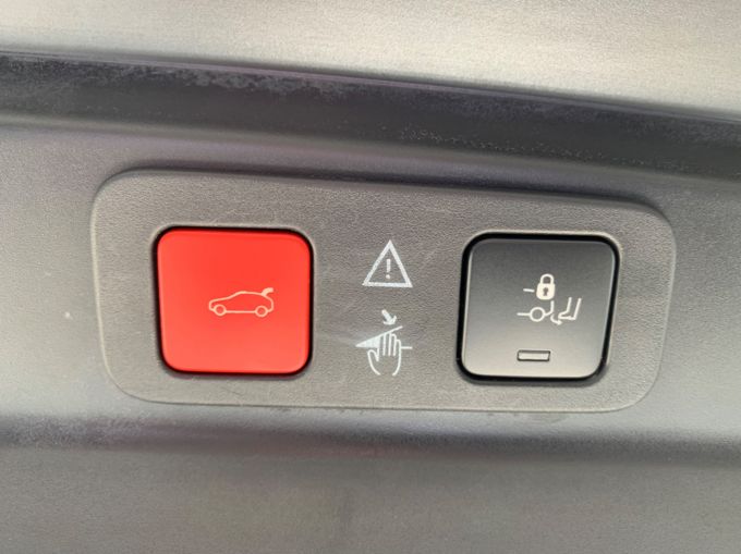 PEUGEOT 5008 BLUEHDI S/S GT LINE PREMIUM - 5740 - 23