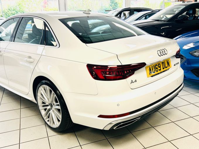 AUDI A4 TFSI S LINE MHEV - 5674 - 9
