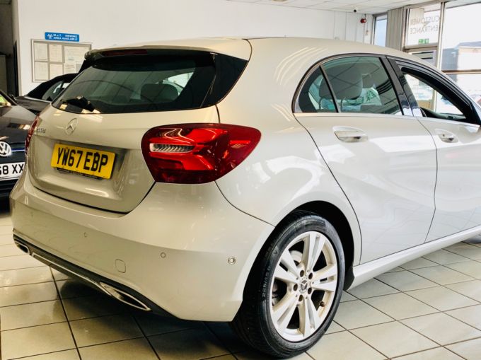 MERCEDES A-CLASS A 200 D SPORT PREMIUM - 5175 - 7