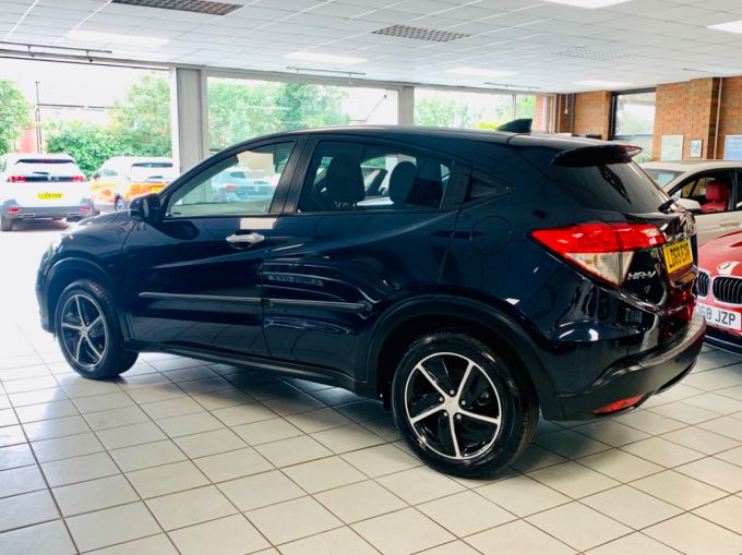 HONDA HR-V I-VTEC SE - 5738 - 8