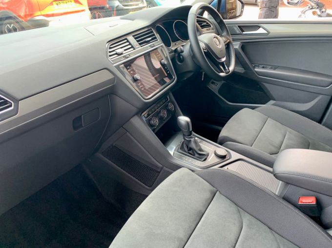 VOLKSWAGEN TIGUAN ALLSPACE MATCH TDI 4MOTION DSG - 5719 - 2