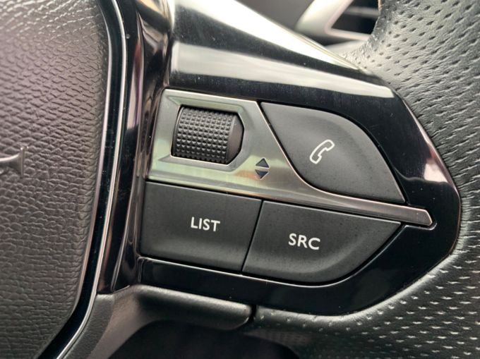 PEUGEOT 5008 BLUEHDI S/S GT LINE PREMIUM - 5789 - 21