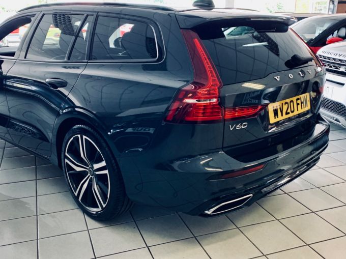 VOLVO V60 T4 R-DESIGN PLUS - 5030 - 8