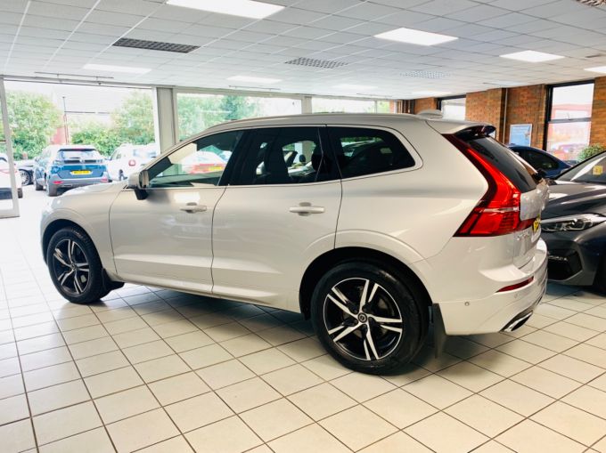 VOLVO XC60 T5 R-DESIGN AWD - 5843 - 10
