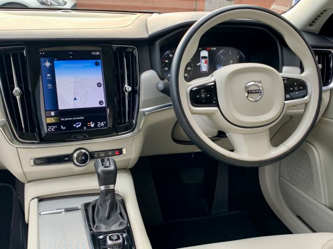 VOLVO V90 D4 CROSS COUNTRY PRO AWD - 5893 - 13