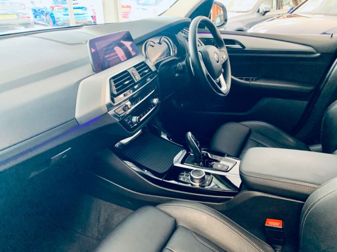 BMW X3 XDRIVE30E XLINE - 5814 - 2