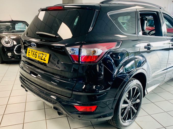 FORD KUGA ST-LINE TDCI - 5863 - 6