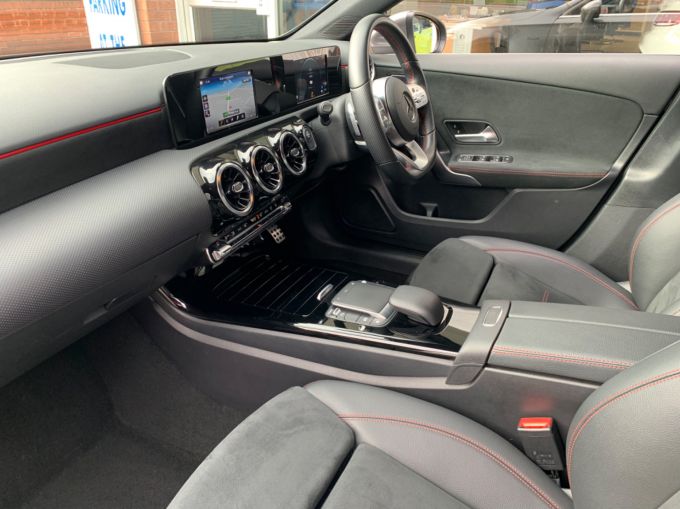 MERCEDES A-CLASS A 250 E AMG LINE - 5858 - 2