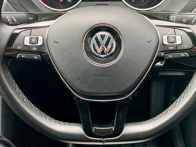 VOLKSWAGEN TIGUAN SE NAVIGATION TDI 4MOTION - 5105 - 16