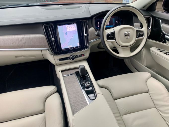 VOLVO V90 B4 PLUS MHEV - 5860 - 13
