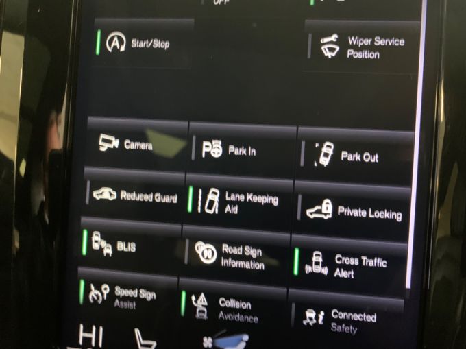 VOLVO XC60 T5 R-DESIGN AWD - 5843 - 18