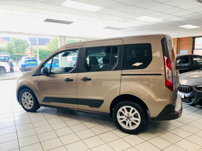 FORD TOURNEO CONNECT ZETEC TDCI - 5794 - 10
