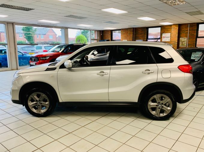 SUZUKI VITARA SZ-T - 5934 - 10