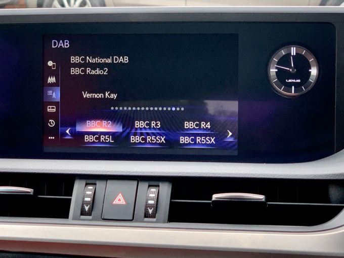 LEXUS ES 300H F SPORT - 5881 - 20