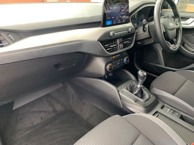 FORD FOCUS ZETEC TDCI - 5742 - 2