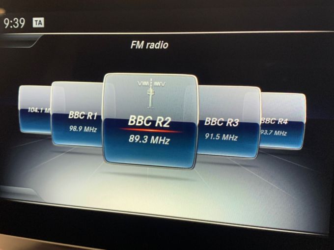 MERCEDES GLA-CLASS GLA 180 AMG LINE EDITION - 5910 - 14