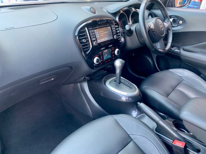 NISSAN JUKE TEKNA XTRONIC - 5675 - 10
