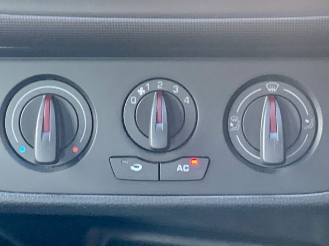 SEAT IBIZA TSI SE DSG - 5842 - 3