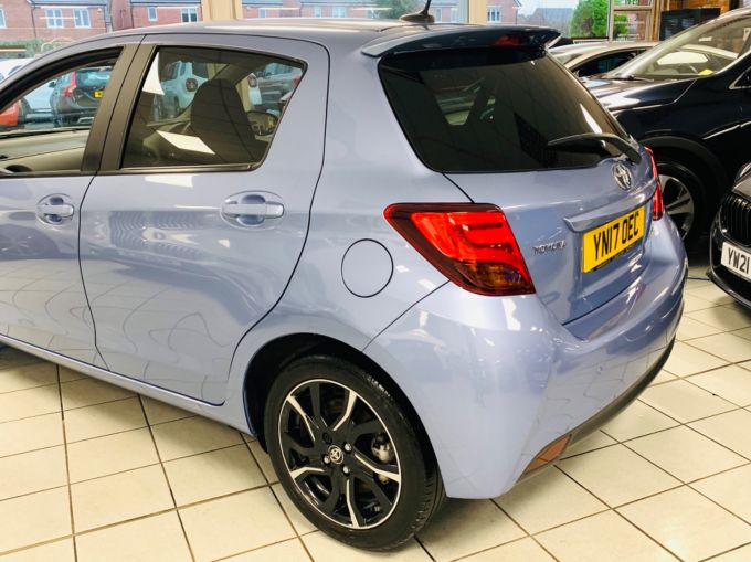 TOYOTA YARIS VVT-I DESIGN M-DRIVE S - 5927 - 8