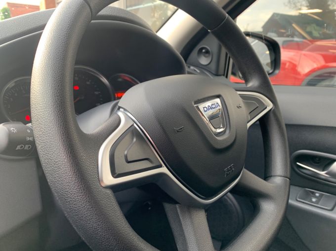 DACIA SANDERO STEPWAY AMBIANCE DCI - 5890 - 14