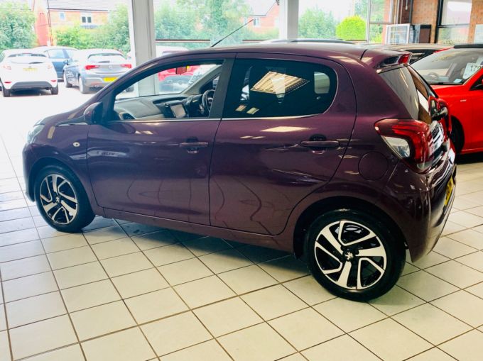 PEUGEOT 108 PURETECH ALLURE - 5052 - 9