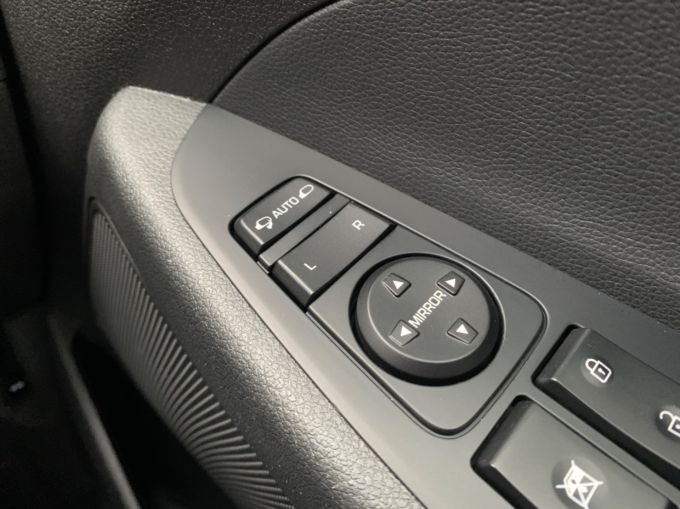 HYUNDAI TUCSON CRDI GO SE - 5951 - 16