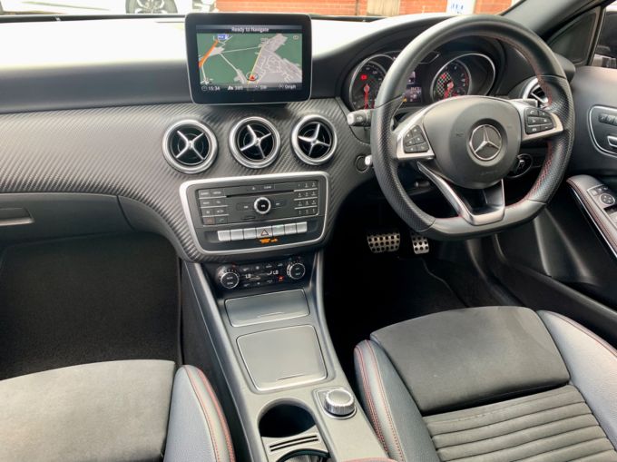 MERCEDES A-CLASS Delivering to Doncaster - 5697 - 11
