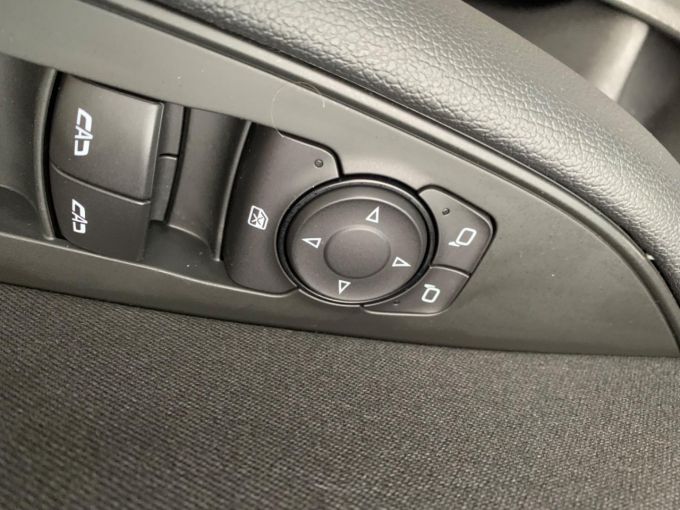 VAUXHALL INSIGNIA GRAND SPORT SE NAV - 5912 - 20