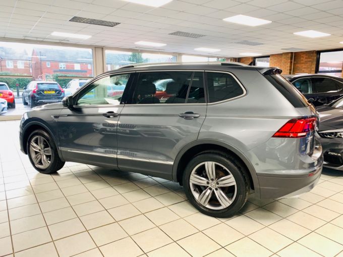 VOLKSWAGEN TIGUAN ALLSPACE MATCH TDI - 5907 - 10