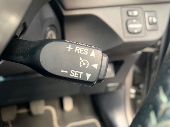 TOYOTA YARIS D-4D ICON TSS - 5847 - 18