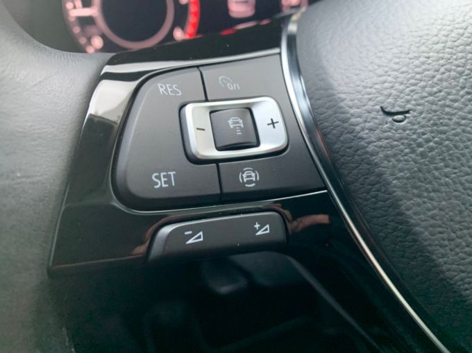 VOLKSWAGEN TIGUAN SEL TDI - 5171 - 18