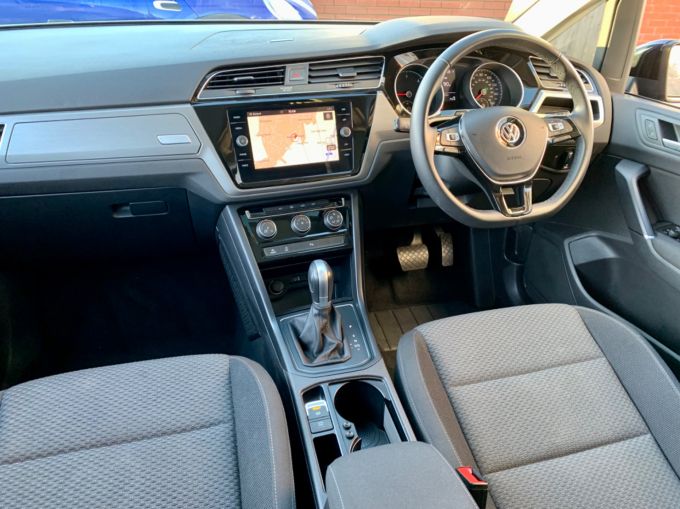 VOLKSWAGEN TOURAN SE FAMILY TDI DSG - 5932 - 3